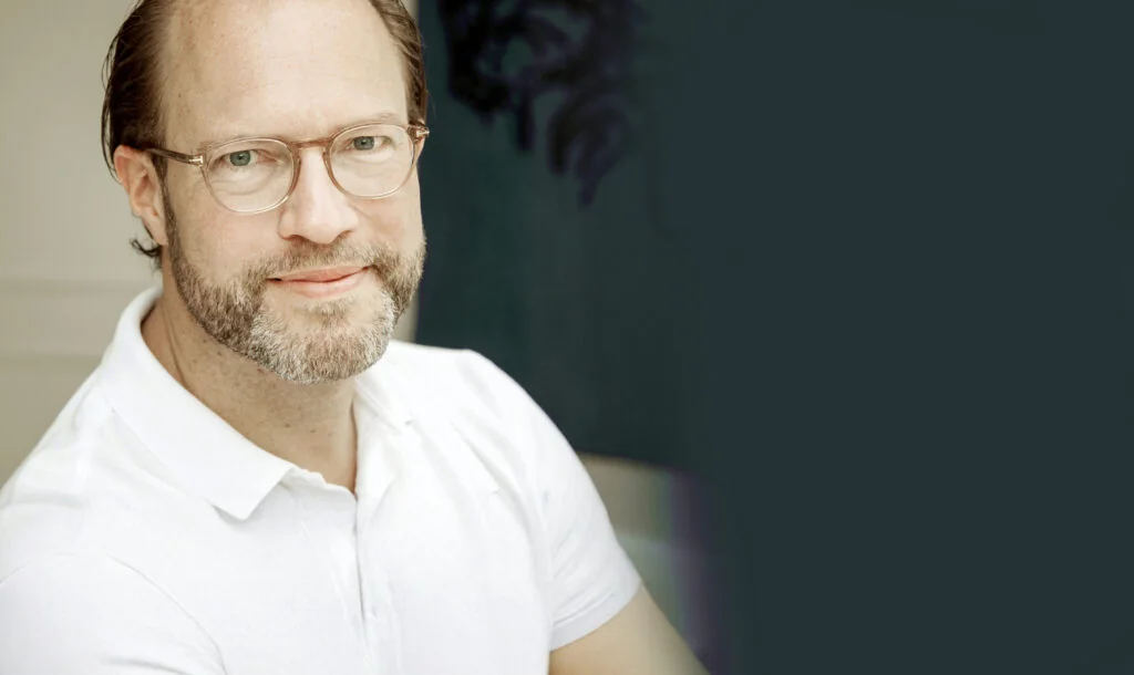 Zahnsanierung Köln: Dr. Pascal Marquardt – Spezialist für Komplettsanierungen