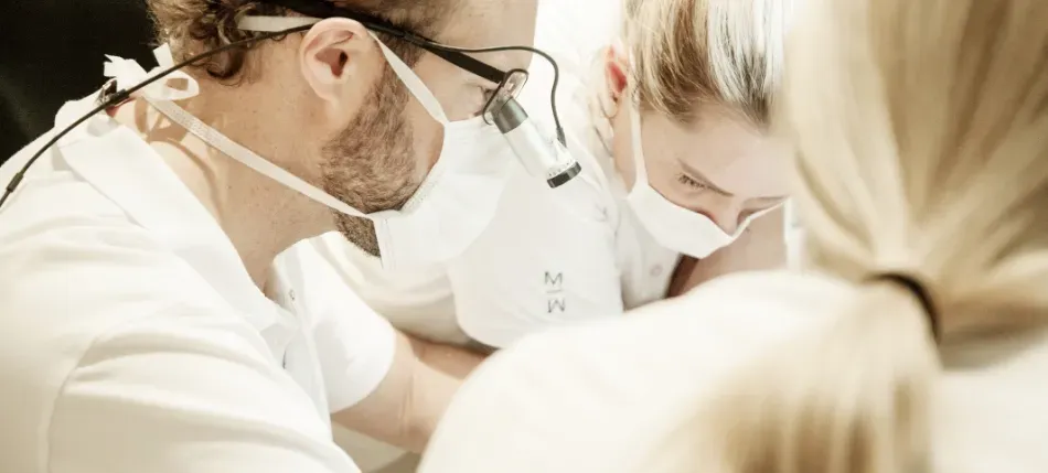 Zahnlücke schließen lassen – Diese Methoden gibt es - Marquardt Dentists Köln